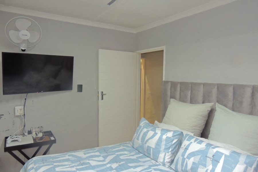 2 Bedroom Property for Sale in Woodlands Western Cape